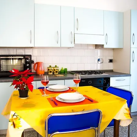 Helga's House Apartament *